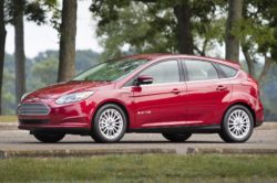 2017 ford focus electric 250x166
