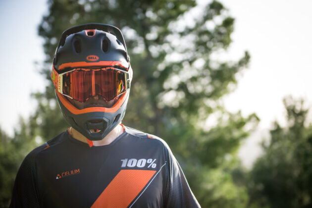 Motocross Goggles vs. Full Face Helmet 1 630x420